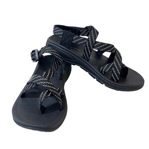 Madden Girl Sun Sandals Black Reflective Womens Size 7 New